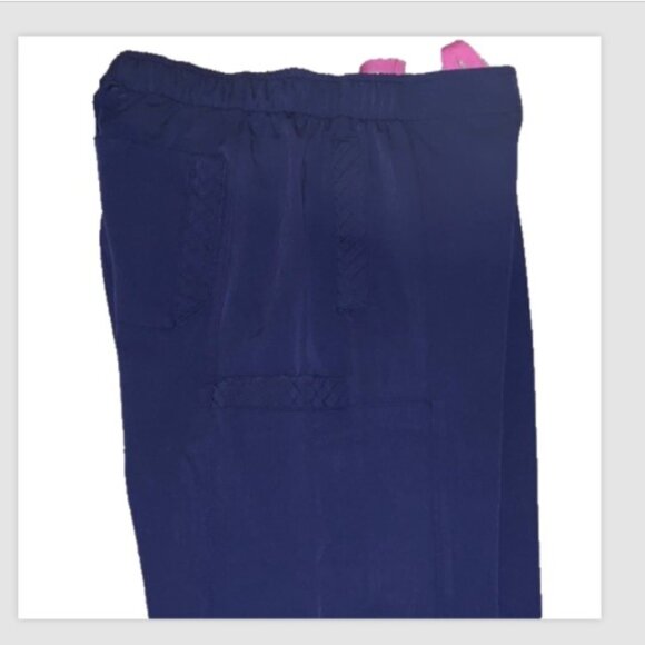 Vera Bradley women’s Scrubs Blue Pants with Pink Drawstring - Picture 9 of 9